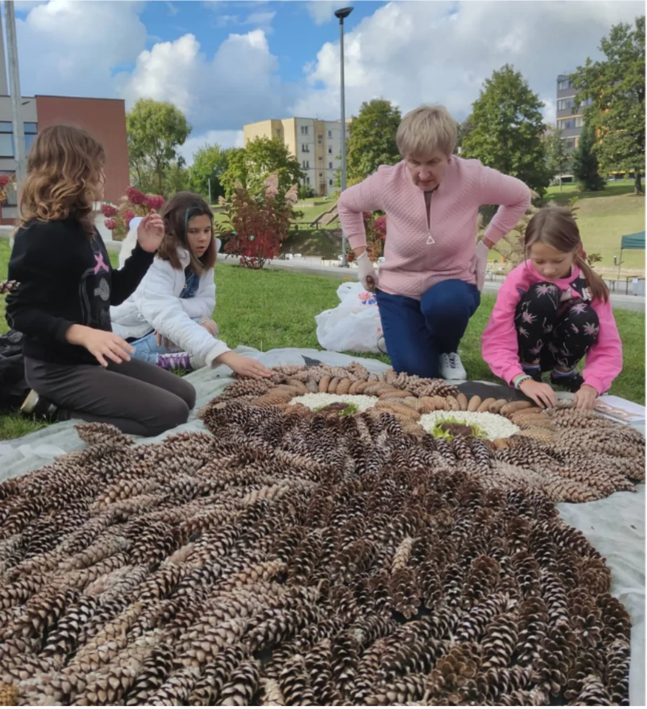 kids picking acorns